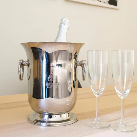 Art Deco 21 Luxury 2br Downtown Metro Ac Daire *