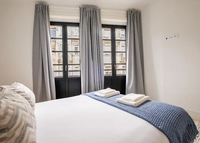 Art Deco 21 Luxury 2br Downtown Metro Ac