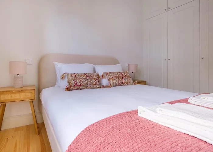 Art Deco 21 Luxury 2br Downtown Metro Ac Lejlighed Porto