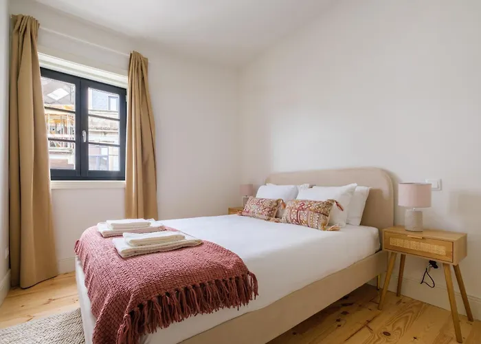 Art Deco 21 Luxury 2br Downtown Metro Ac *