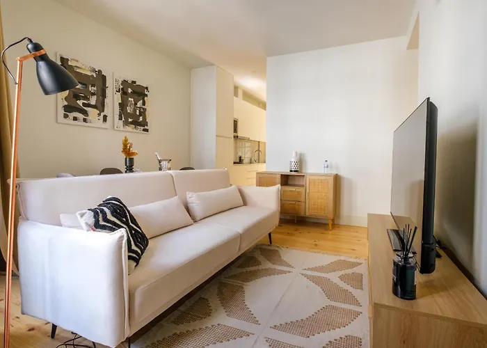 Art Deco 21 Luxury 2br Downtown Metro Ac * Porto