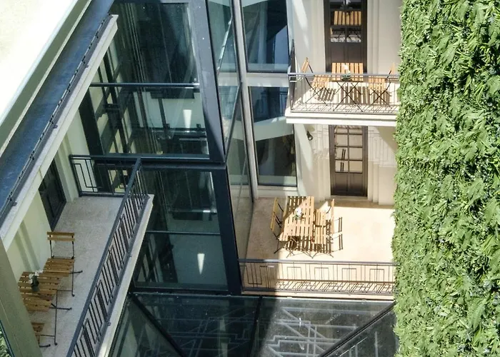 Art Deco 21 Luxury 2br Downtown Metro Ac * Porto